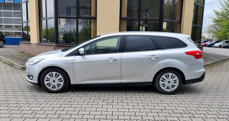 Ford Focus cena 35900 przebieg: 221000, rok produkcji 2016 z Lublin małe 254